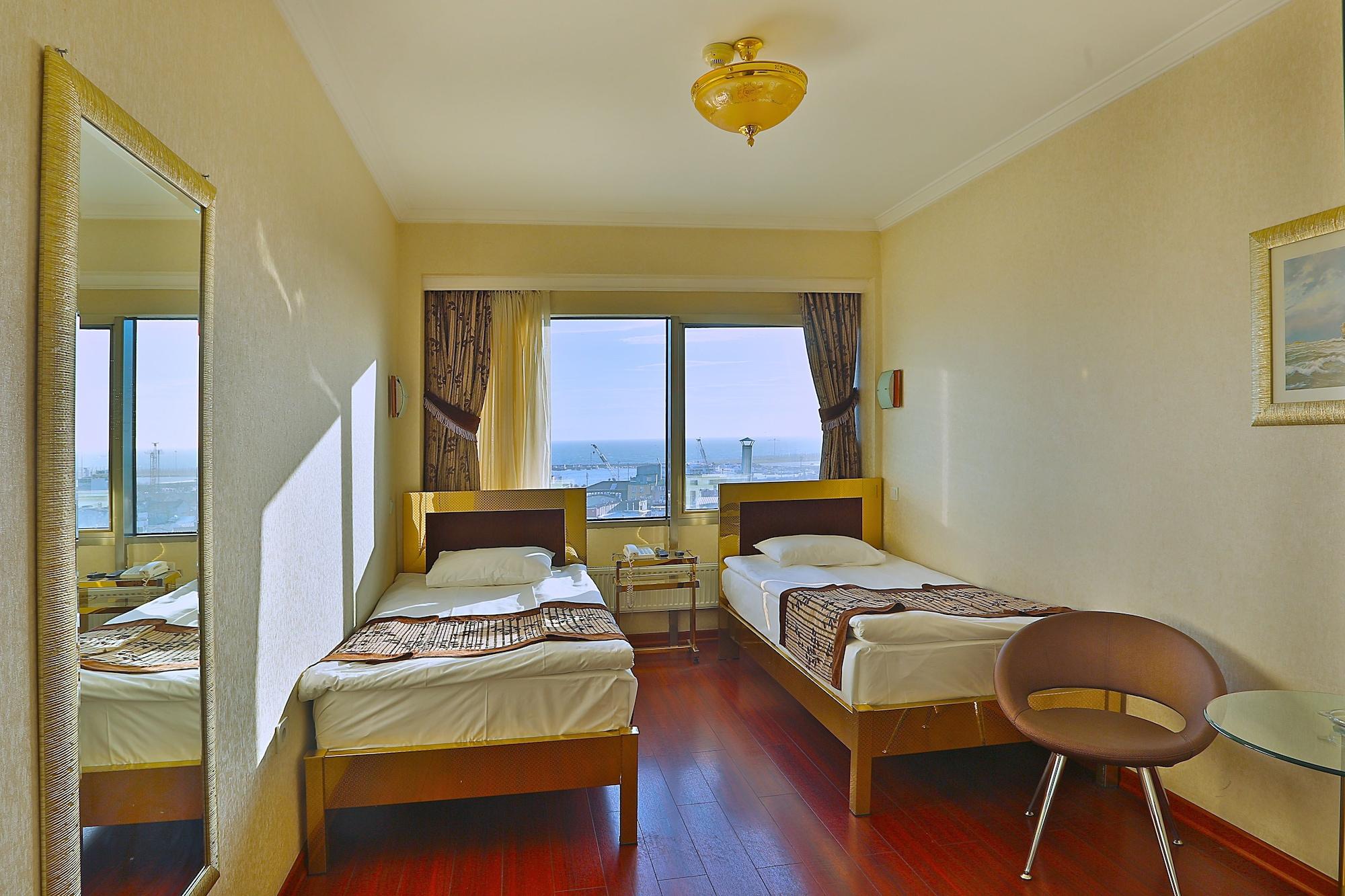 Grand Madrid Hotel 이스탄불 외부 사진